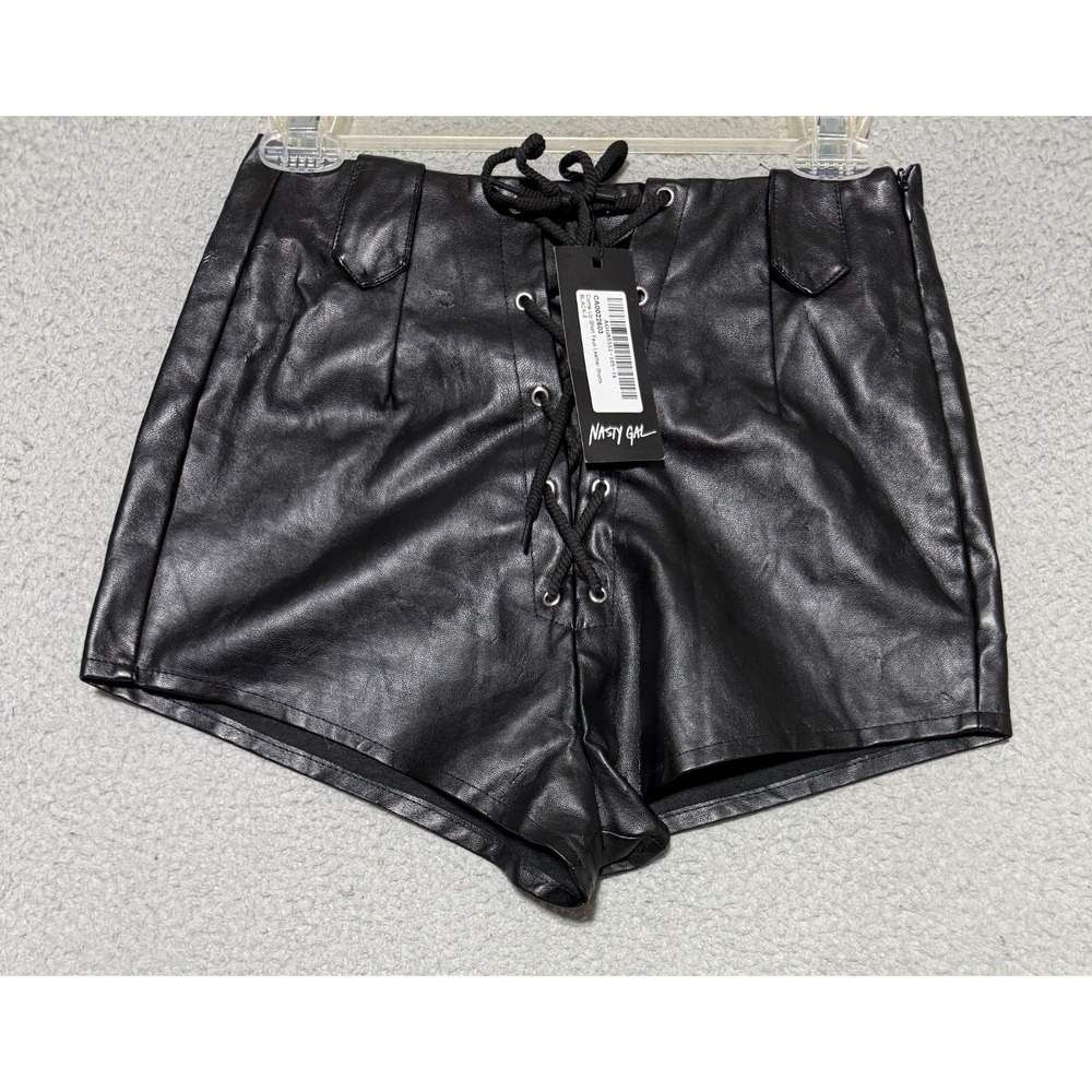NEW Nasty Gal Come up Short Faux Leather Shorts Womens Size 4 Black